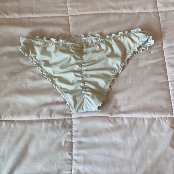 Shade and shore white ruffled swimsuit bottoms - Picture 2 of 2